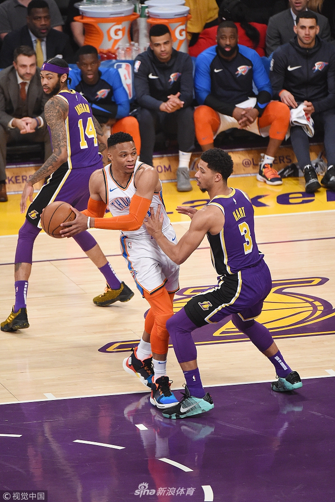 他迅速成为 他迅速成为