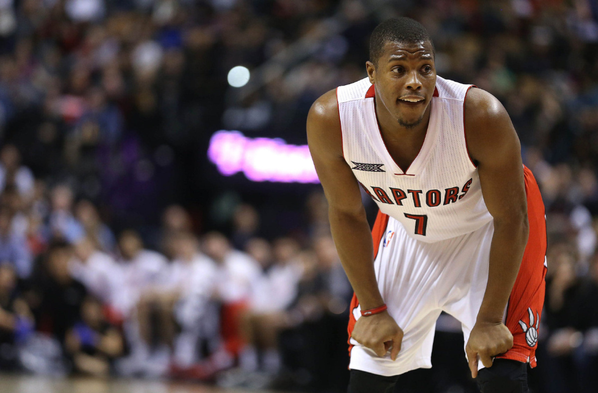 更肩负着 更肩负着