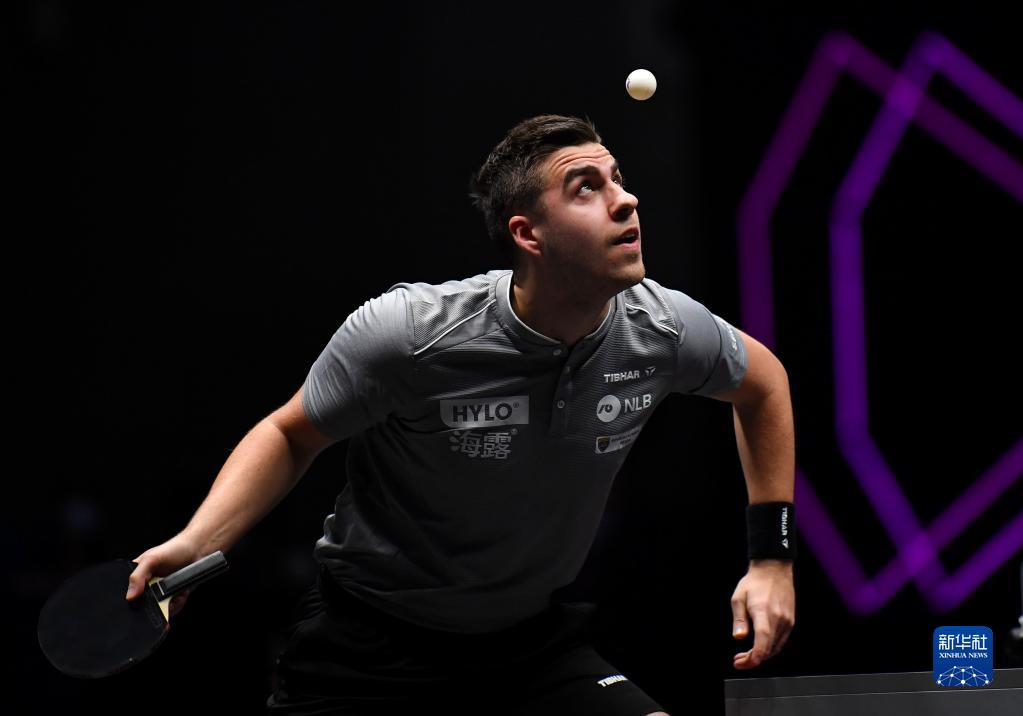 待其年轻前 待其年轻前