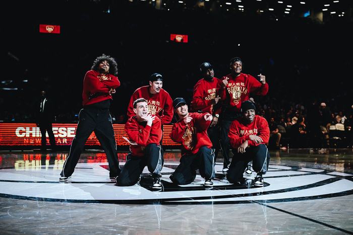 辑更像一本 辑更像一本